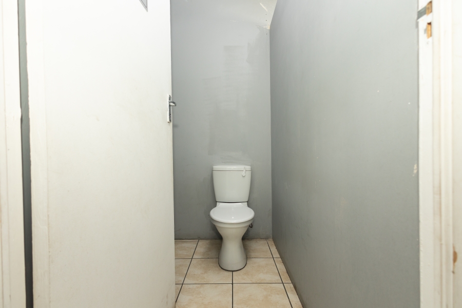 Commercial Property for Sale in Townsend Estate Western Cape